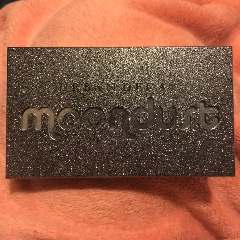 Urban Decay Moondust eyeshadow pallet